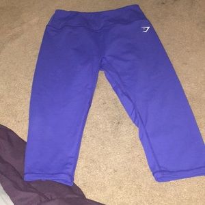 Gym Shark Size Medium Dreamy Capri Leggings Purple